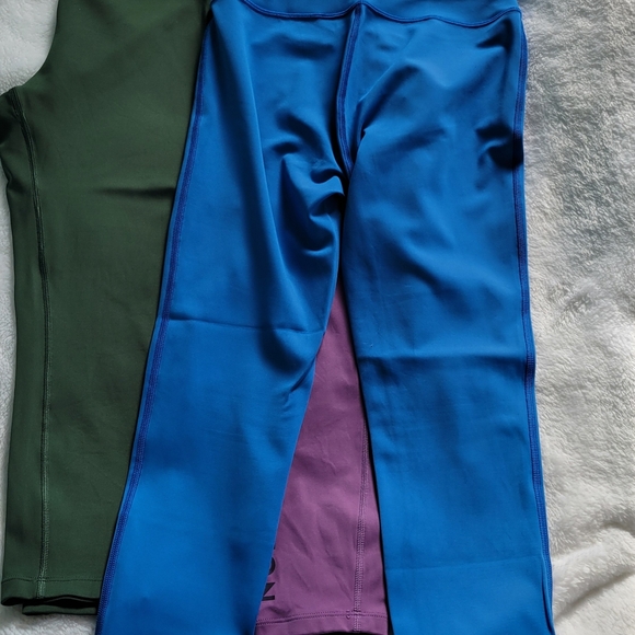 3 pair bundle!! Peloton essential workout legging - Picture 10 of 14